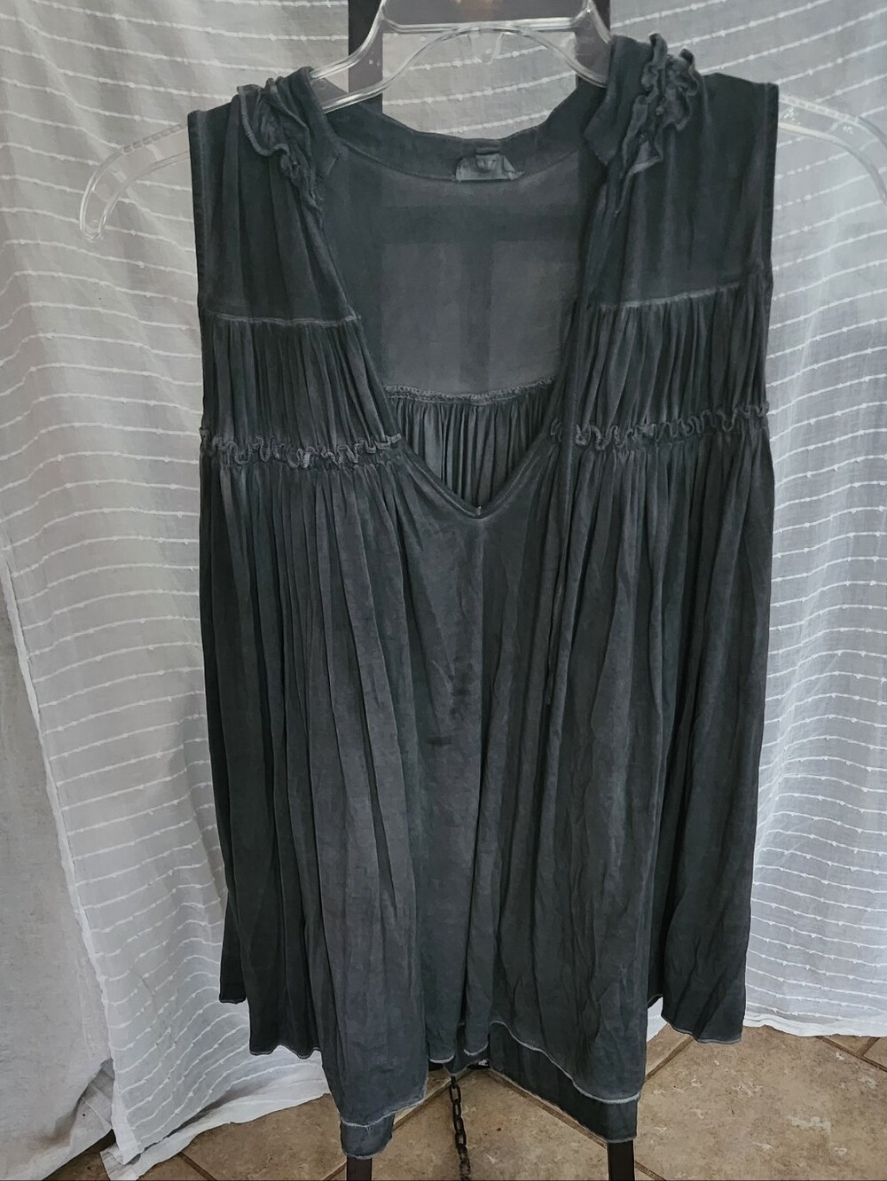 POL Charcoal Sleeveless V-Neck Pleated Tunic Double Tie Front